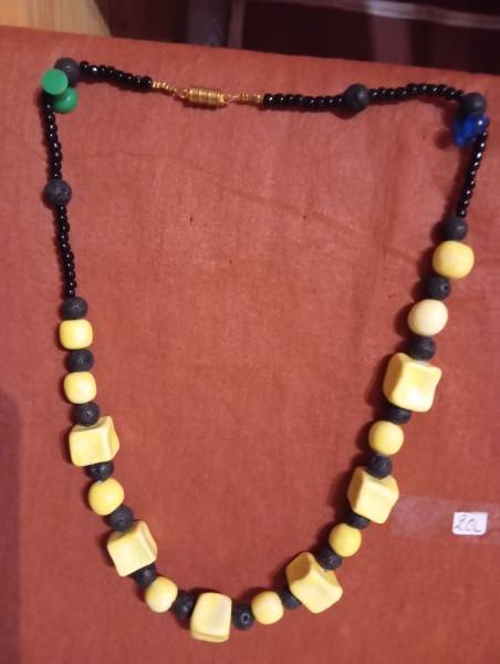 Collier porcelaine